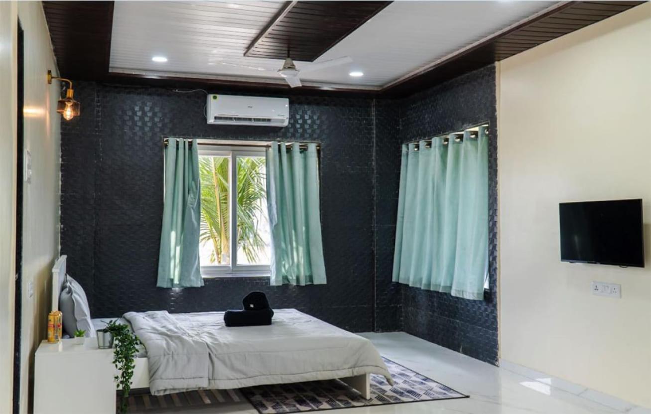 Green Crest Villa Lonavala Esterno foto