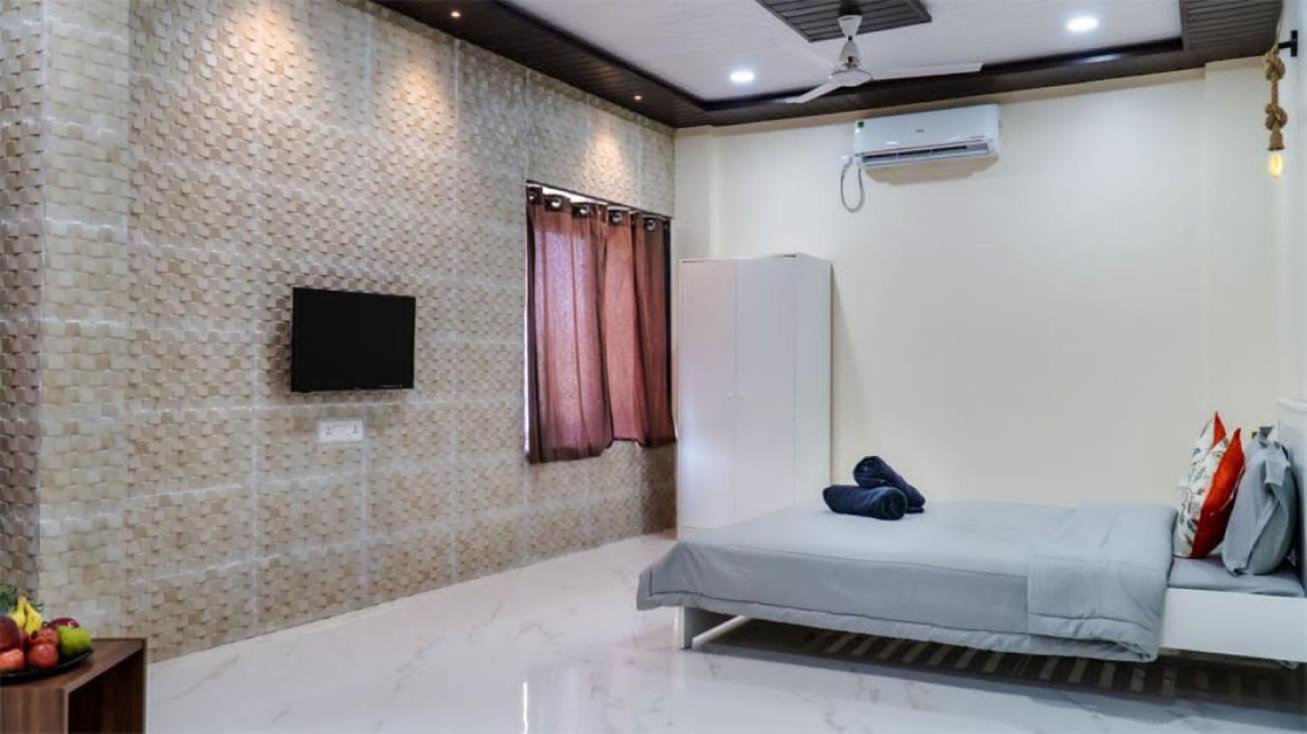Green Crest Villa Lonavala Esterno foto